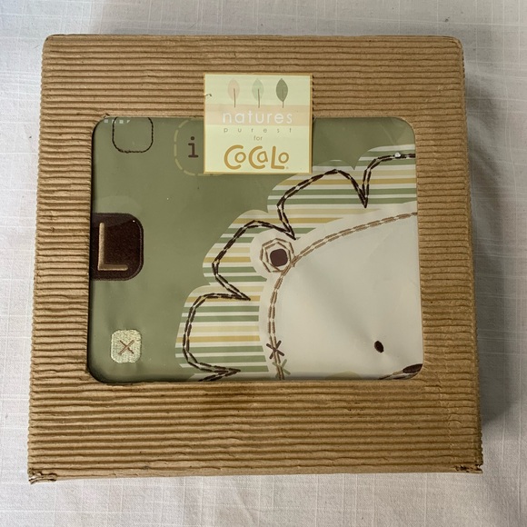 COCALO| Nursery Wall Art. Baby giraffe, lion and elephant. - Picture 7 of 7